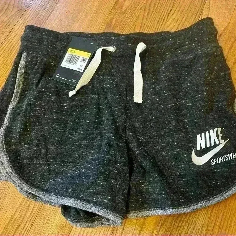 NWT Nike Slim Fit shorts women S
